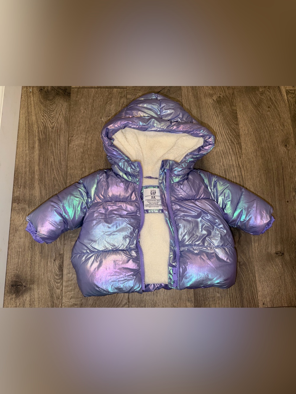 Baby gap iridescent Puffer Jacket Size 0-6M
